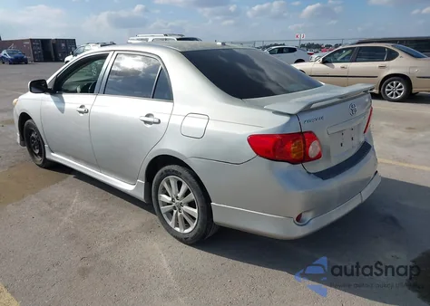 2010 Toyota Corolla S z USA, uszkodzony, nr VIN 1NXBU4EE5AZ229451